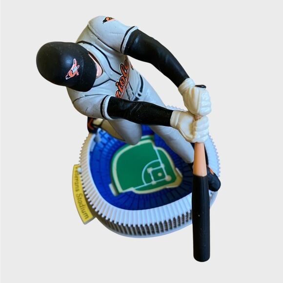 1996 Limited Edition Cal Ripken Jr. Starting Lineup Stadium Stars Game Orioles - Picture 7 of 13